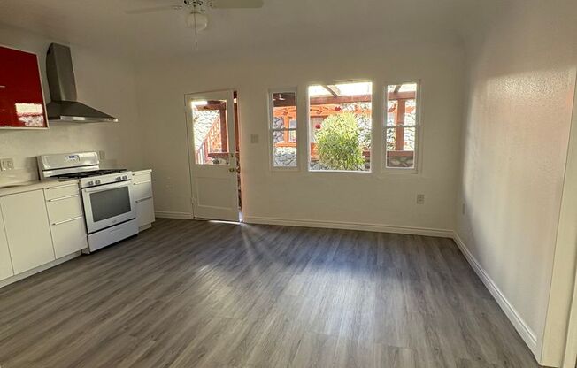 1 bed, 1 bath, 400 sqft, $1,795, Unit 20