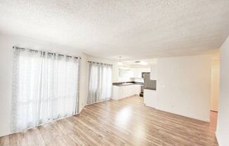 2 beds, 1 bath, $2,450