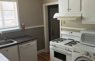 3 beds, 1 bath, $1,399