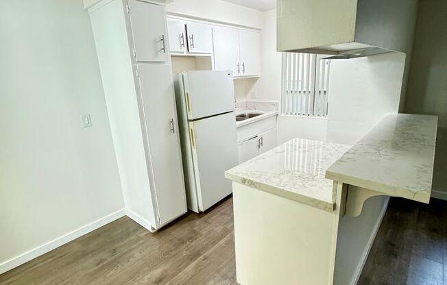 1 bed, 1 bath, 700 sqft, $2,195, Unit 3