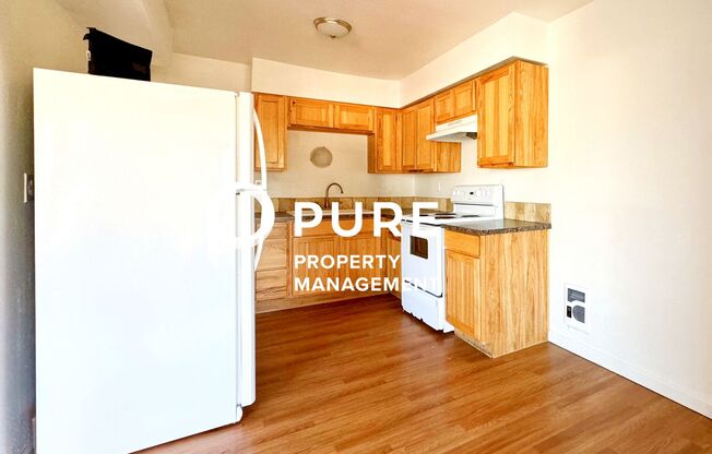 2 beds, 1 bath, 825 sqft, $1,195, Unit 12