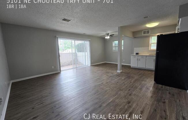 5101 NE CHOUTEAU TRFY
