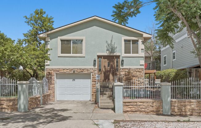 3137 W 20 AVE