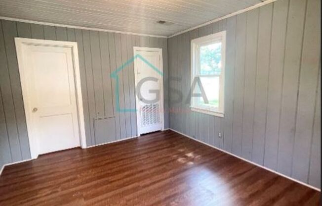 1 bed, 1 bath, $750, Unit 205 Sumter St B