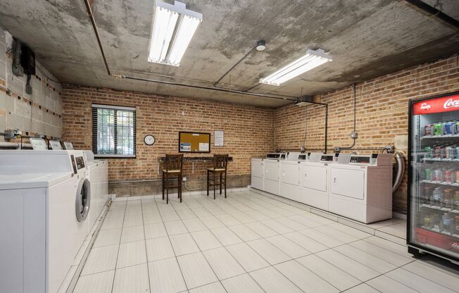 1 bed, 1 bath, 600 sqft, $1,750, Unit 303