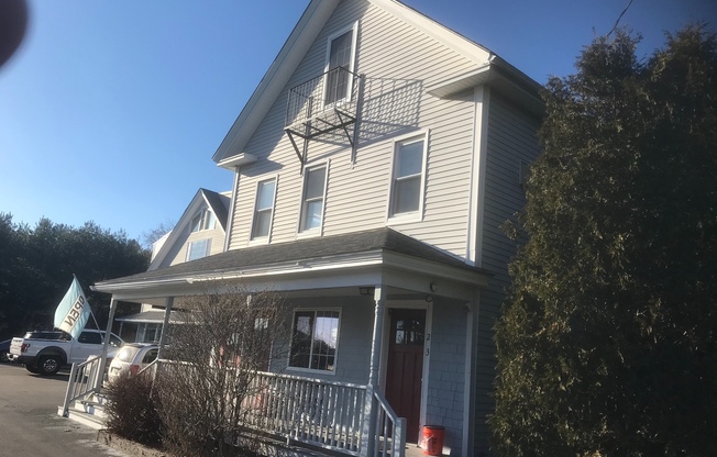122 Lafayette Road