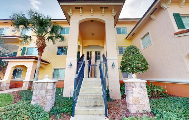 Welcome to this stunning 2-bedroom, 2.5-bathroom townhouse in the desirable Il Villagio community!