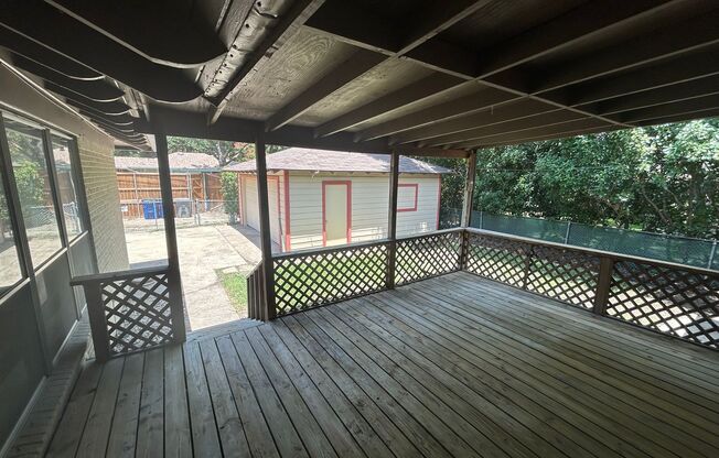 3 beds, 2 baths, $2,650