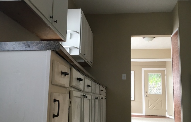 Beautiful 3 Bedroom 1 bath house in St. Paul