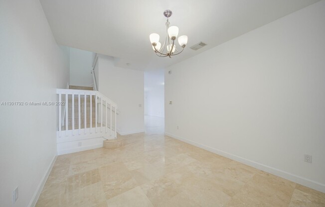 7508 NW 107 PL