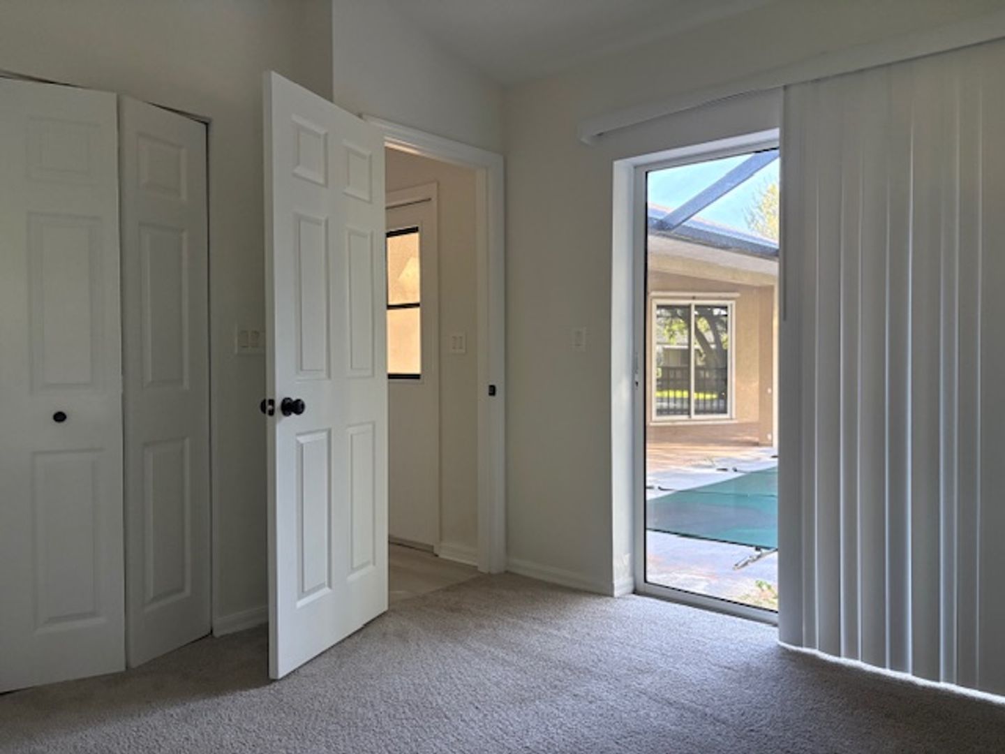 Flexible Space, Great Location – Rent This Port Charlotte Home
