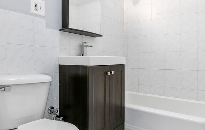 1 bed, 1 bath, 595 sqft, $1,850, Unit 506