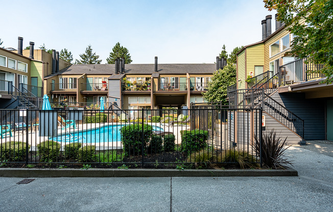 1 bed, 1 bath, 744 sqft, $1,795, Unit 127