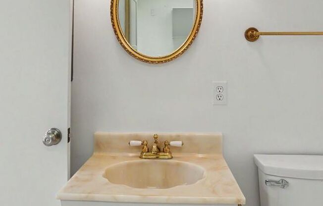 3 beds, 2.5 baths, $7,500