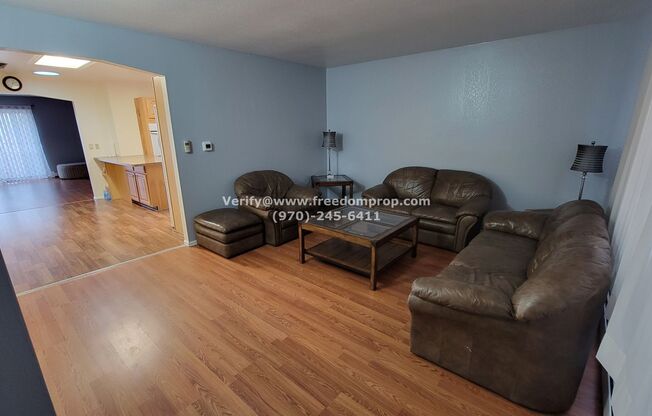Large 4 bedroom 2 bath Ranch style Home