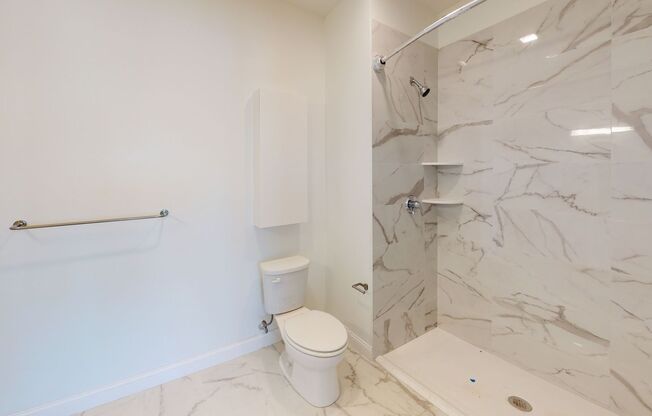 1 bed, 1 bath, 728 sqft, $2,500, Unit 70-403