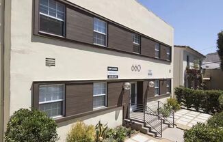 660 S. Cloverdale Ave.
