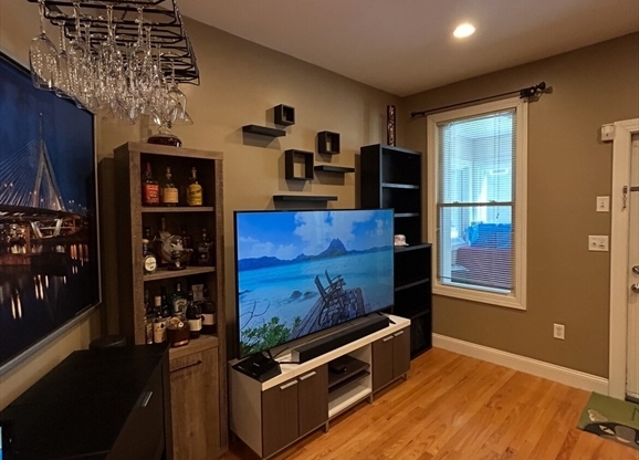 127 COTTAGE ST