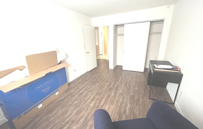 1 bed, 1 bath, $1,195, Unit 111