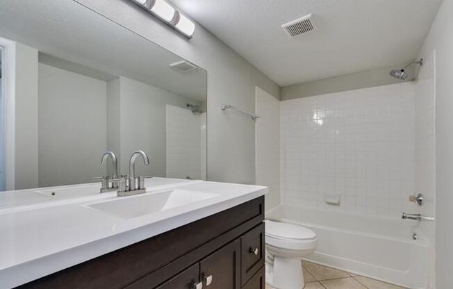 1 bed, 1 bath, $1,195, Unit # 1134