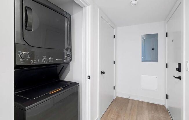 1 bed, 1 bath, 698 sqft, $1,399, Unit Unit 202
