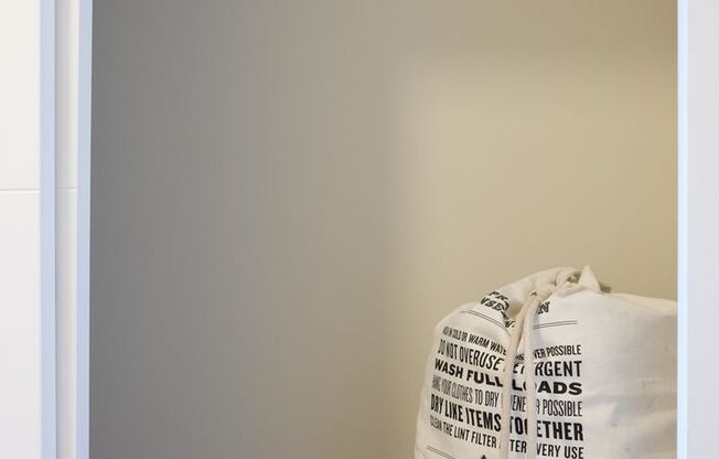 1 bed, 1 bath, 556 sqft, $2,699, Unit 517