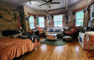 Studio in North Center