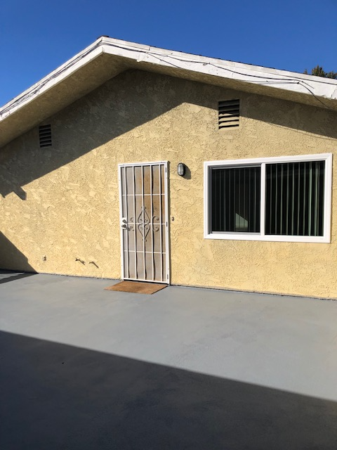 2 beds, 1 bath, 1,080 sqft, $3,300