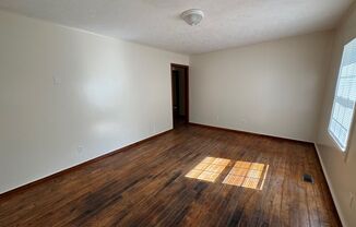 2 beds, 1 bath, $1,550