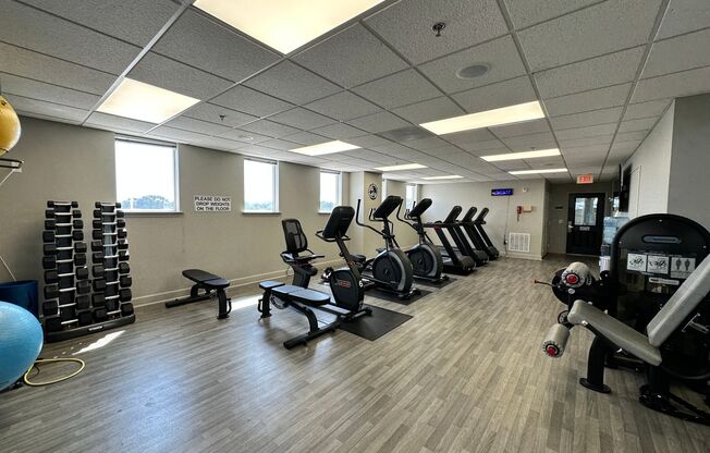 2 beds, 2 baths, $2,250, Unit UNIT 503