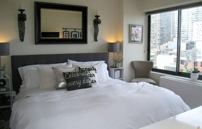 1 bed, 1 bath, $4,300, Unit 21C