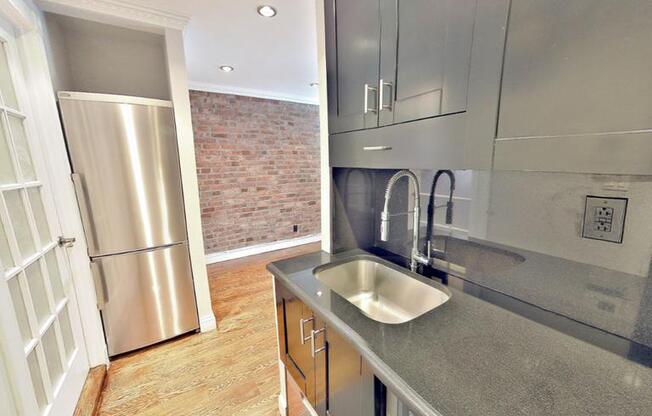 115 Mulberry St 2R