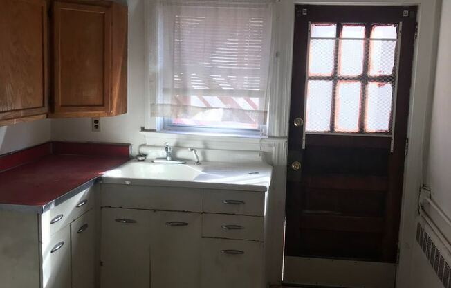 1818 St. Denis Ave