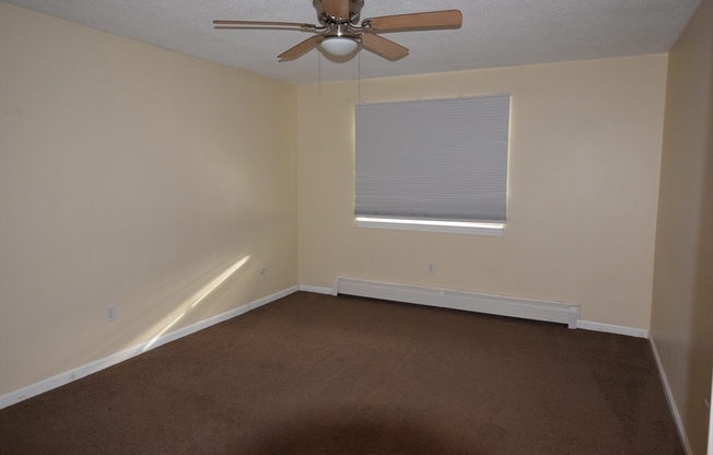 1 bed, 1 bath, 725 sqft, $1,900, Unit 10