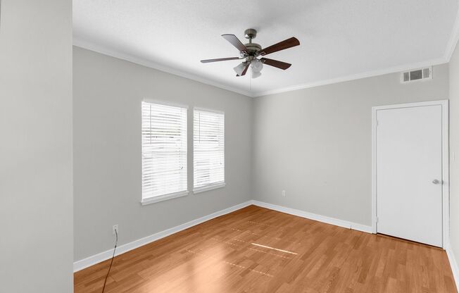 McCormic II Apartments