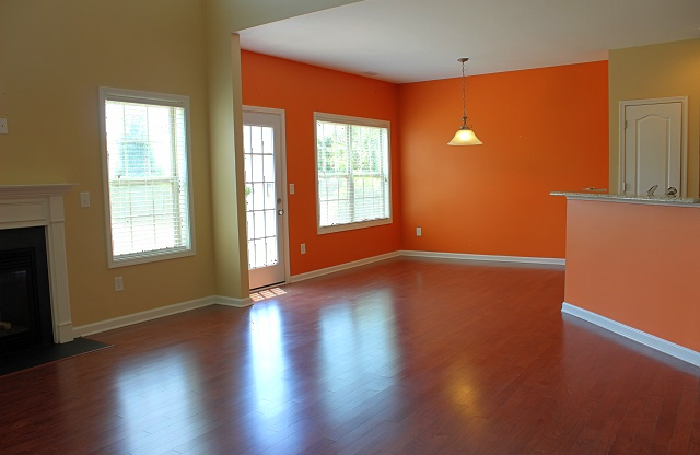 Nice 3 bedroom house in West Cary, Stonewater Community!
