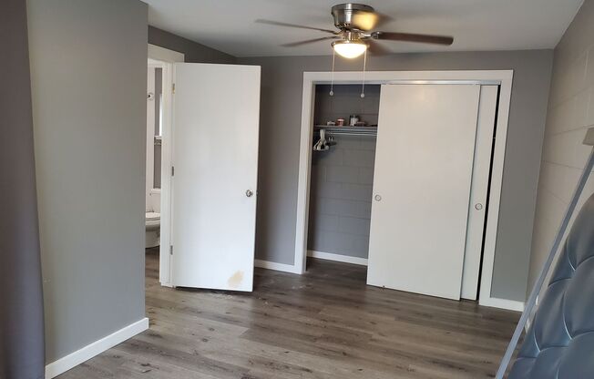 2 beds, 1 bath, 968 sqft, $1,495, Unit E2