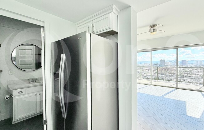 1 bed, 1 bath, 602 sqft, $2,000, Unit 16E