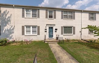 Historic Apartment located a short drive from Elon!
