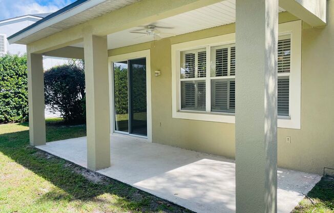 Half month free - Beautiful 4/3 House in Victoria Park, Deland!