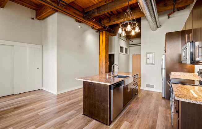 2 beds, 2 baths, 1,380 sqft, $3,275, Unit 203