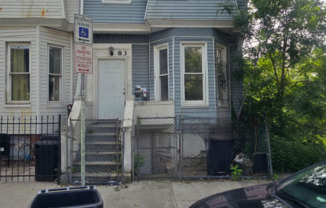 83 GARSIDE ST