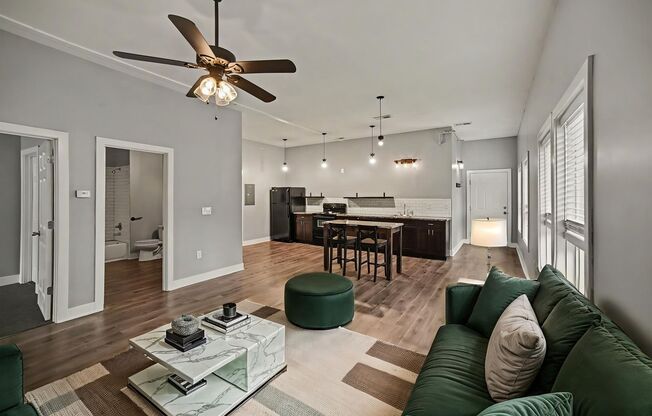 2 beds, 1 bath, 1,190 sqft, $1,400, Unit Urban Studios: 5320-#12