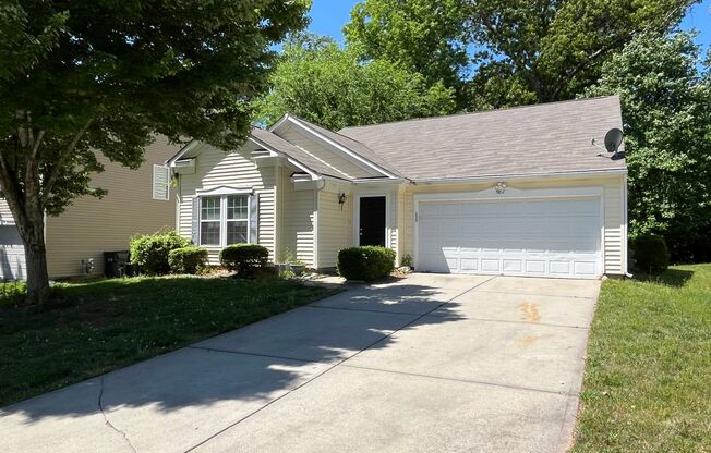 Spacious 3 Bedroom Ranch near Northlake