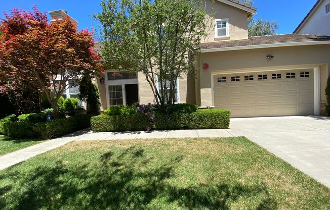 Sunny & bright two-story home!  39 E Portola