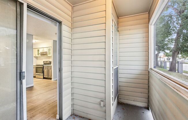 Studio, 1 bath, 450 sqft, $1,056, Unit 807