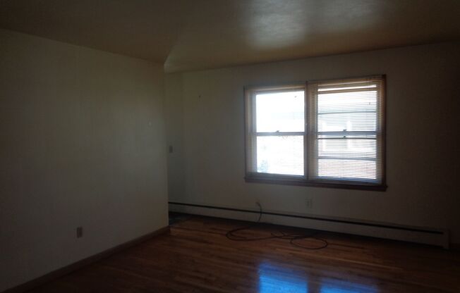 2 beds, 2 baths, $1,685