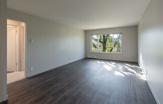 2 beds, 1.5 baths, 800 sqft, $2,445, Unit 303