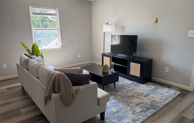 1 bed, 1 bath, 630 sqft, $745, Unit K76