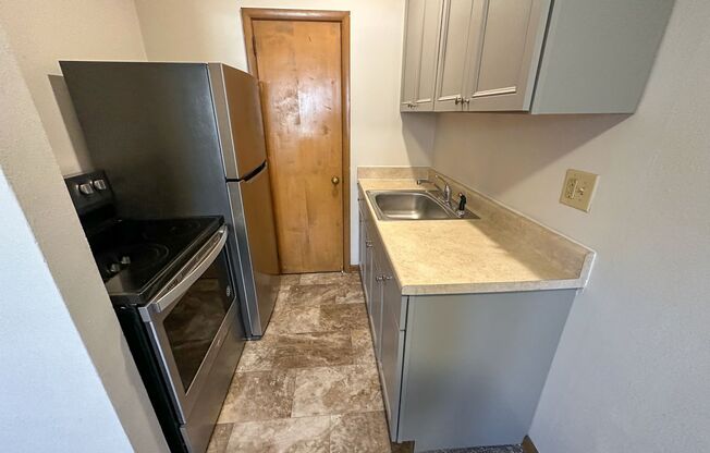 1 bed, 1 bath, 600 sqft, $520